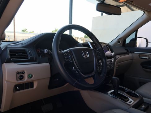 Used 2017 Honda Pilot EX-L image 25