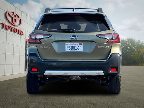 Used 2025 Subaru Outback Limited w/ Tech Package 2 AWD/4WD image 4