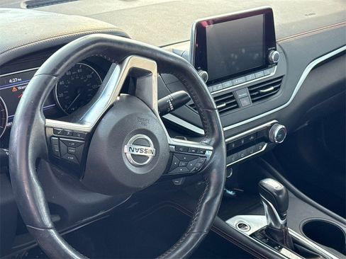 Used 2019 Nissan Altima 2.5 SR image 9