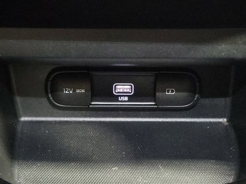 Used 2022 Kia Seltos S image 29