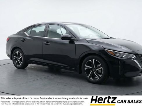 Used 2025 Nissan Sentra SV image 1