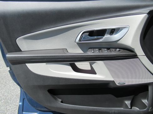 Used 2016 Chevrolet Equinox LT FWD image 21