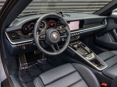 Certified 2022 Porsche 911 Turbo image 4