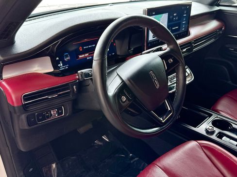 Used 2024 Lincoln Corsair Reserve w/ Equipment Group 201A image 9