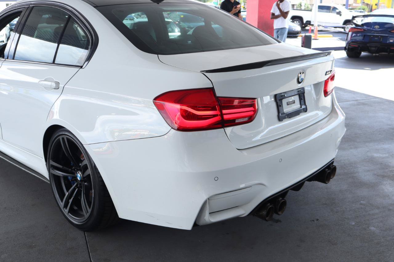 Used 2016 BMW M3 RWD image 9