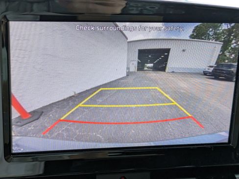 Used 2022 Hyundai Elantra SEL w/ Convenience + Premium Package FWD image 23
