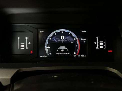 Used 2025 Toyota Tacoma SR RWD image 10