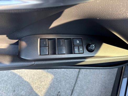 Used 2023 Toyota Camry SE w/ Cold Weather Package FWD image 14