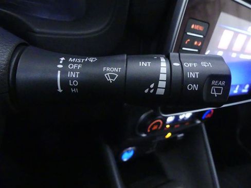 Used 2022 Nissan Leaf S Plus image 19