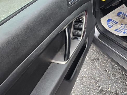 Used 2008 Subaru Outback 2.5i Limited L.L. Bean image 17