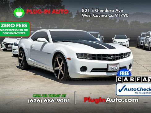 Used 2012 Chevrolet Camaro LS RWD image 3