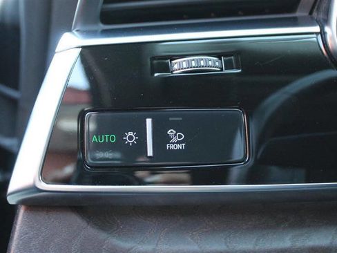 Used 2020 Audi Q8 Prestige w/ Prestige Package image 20