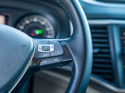 Used 2019 Volkswagen Atlas SE image 29