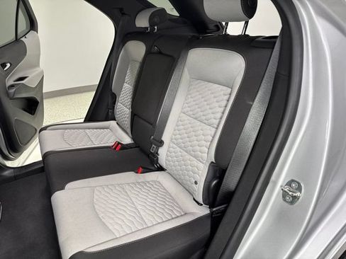 Used 2020 Chevrolet Equinox LS AWD/4WD image 24