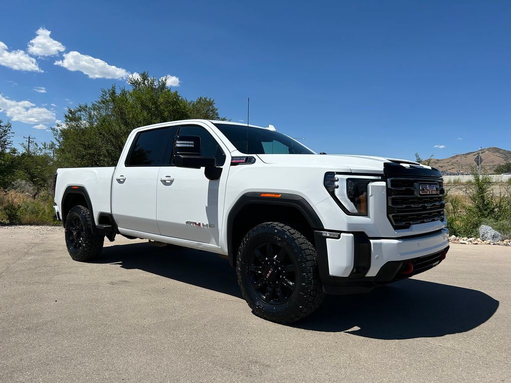 Used 2025 GMC Sierra 2500 AT4 AWD/4WD image 1