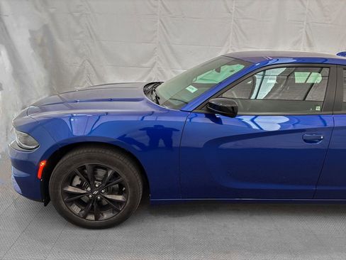 Used 2022 Dodge Charger SXT w/ Blacktop Package AWD/4WD image 3