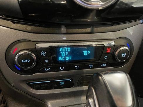 Used 2012 Ford Focus Titanium image 36