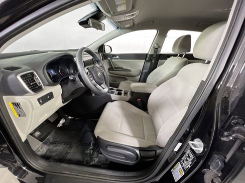 Used 2020 Kia Sportage LX FWD image 19