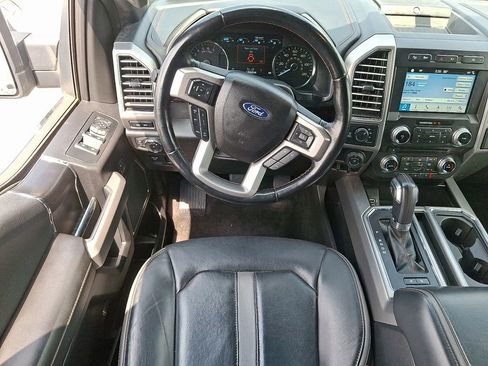 Used 2018 Ford F150 Platinum w/ Equipment Group 701A Luxury image 13