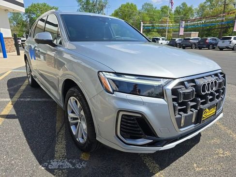 Used 2025 Audi Q7 3.0T Premium Plus image 3