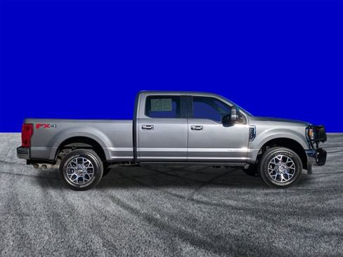 Certified 2021 Ford F250 Lariat w/ Lariat Ultimate Package image 3