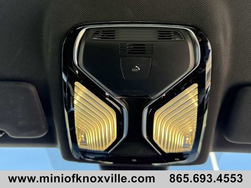 Used 2023 BMW 840i Coupe w/ Driving Assistance Package image 23