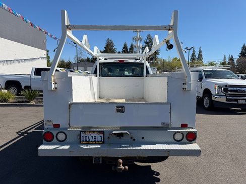 Used 2022 Ford F250 XL w/ Power Equipment Group image 6