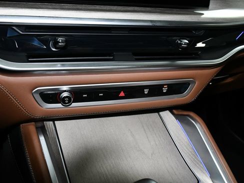 Used 2025 BMW X5 M Competition w/ Executive Package AWD/4WD image 42