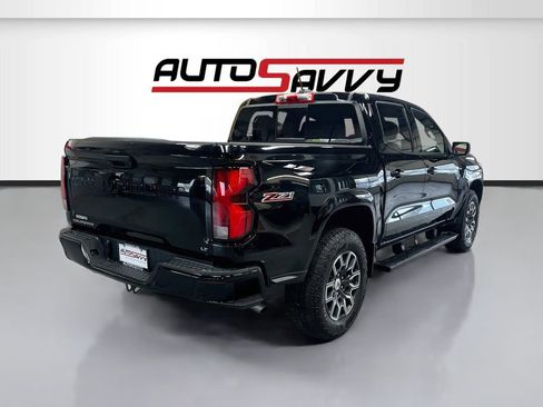 Used 2024 Chevrolet Colorado Z71 w/ Z71 Convenience Package 2 AWD/4WD image 7