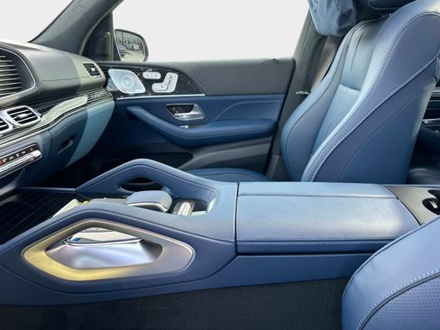New 2026 Mercedes-Benz GLS 580 580 4MATIC SUV image 25