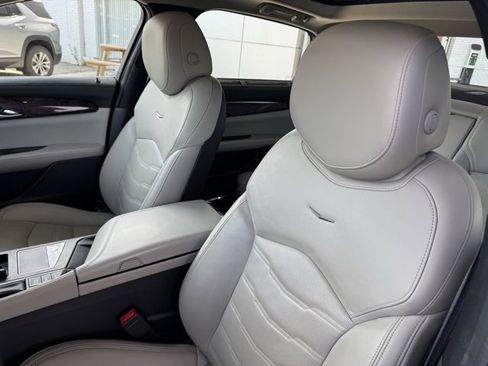 Used 2018 Cadillac CT6 Luxury image 27