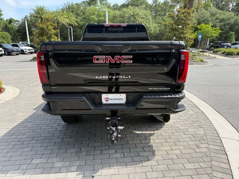 Used 2026 GMC Sierra 2500 Denali w/ Denali Reserve Package AWD/4WD image 10