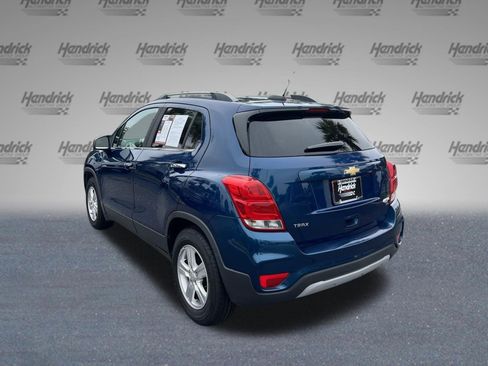 Used 2019 Chevrolet Trax LT w/ LT Convenience Package FWD image 8