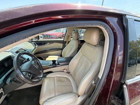 Used 2019 Lincoln Nautilus Reserve FWD image 8