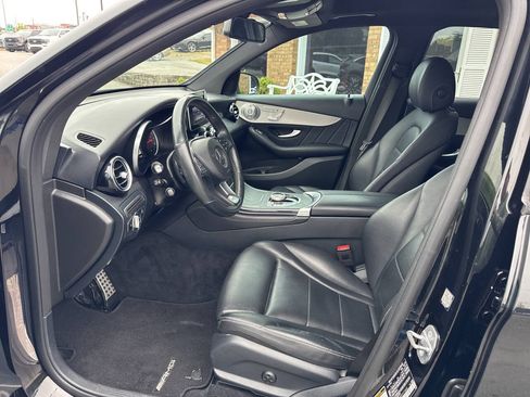 Used 2019 Mercedes-Benz GLC 300 4MATIC image 14