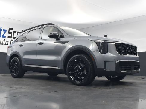 Certified 2024 Kia Sorento SX Prestige w/ Sage Leather Package AWD/4WD image 23
