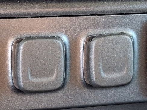 Used 2018 GMC Sierra 1500 Denali w/ Denali Ultimate Package image 26