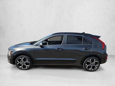 Used 2024 Kia Niro EX Touring FWD image 9
