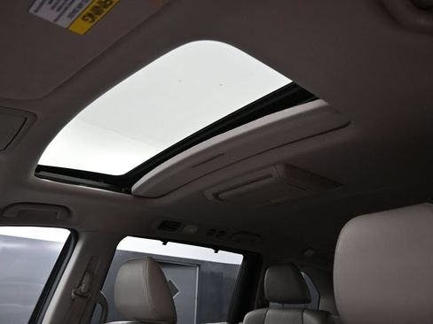 Used 2014 Honda Odyssey EX-L image 12