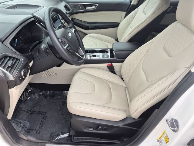 Used 2023 Ford Edge Titanium AWD/4WD image 12