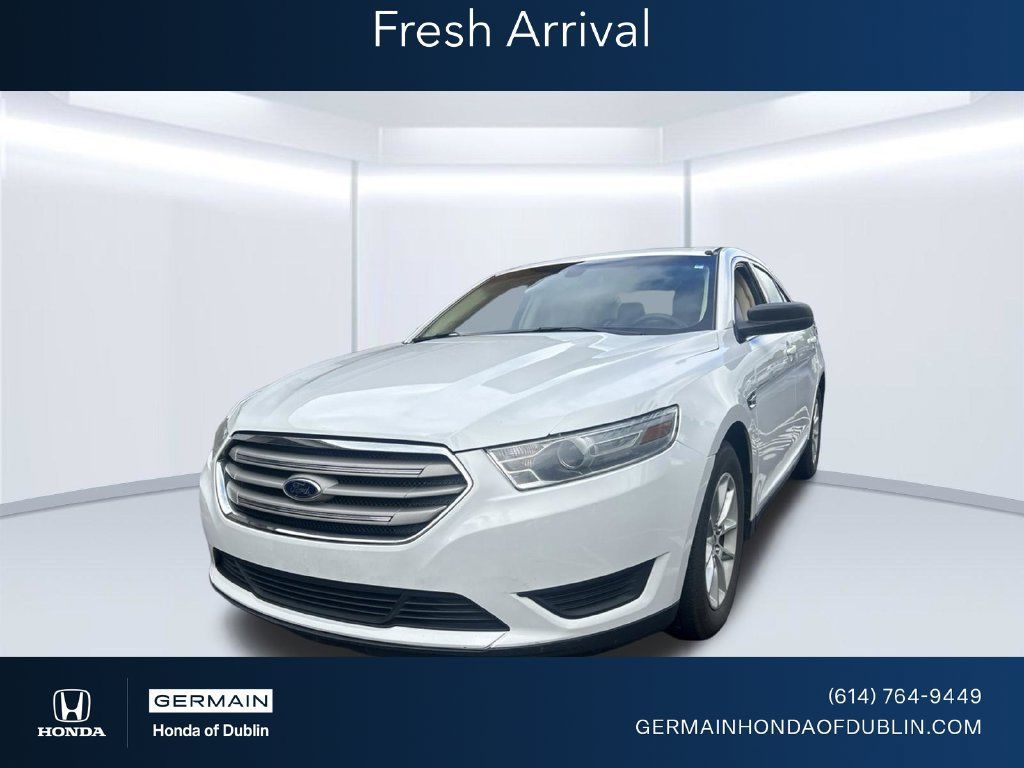 Used 2013 Ford Taurus SE FWD image 1