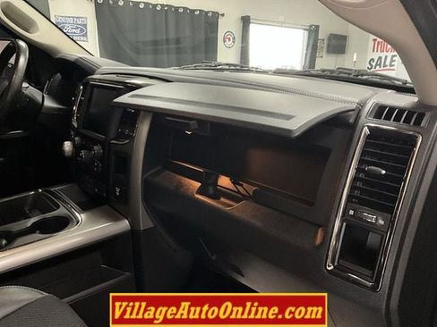 Used 2016 RAM 1500 Sport w/ Black Ram 1500 Sport Group AWD/4WD image 40