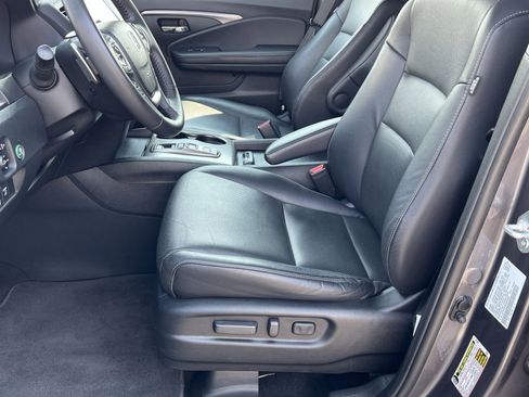 Used 2020 Honda Ridgeline RTL image 10