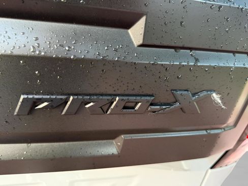 New 2026 Nissan Frontier Pro-X w/ Pro-X Convenience Package image 19