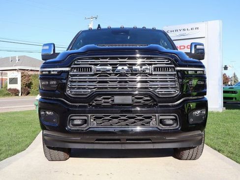 Used 2025 RAM 2500 Laramie w/ Sport Appearance Package image 6