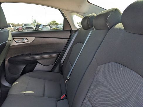 Certified 2021 Kia Forte LXS image 17