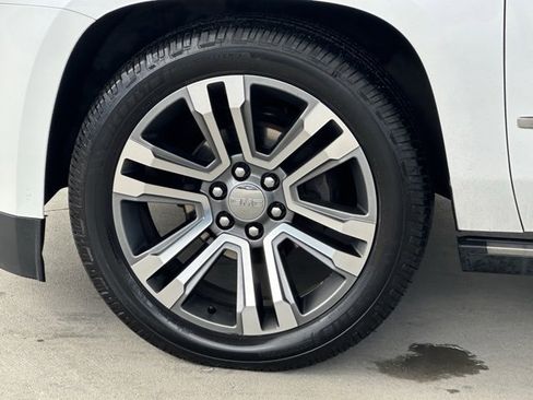Used 2018 GMC Yukon XL Denali w/ Denali Ultimate Package image 10
