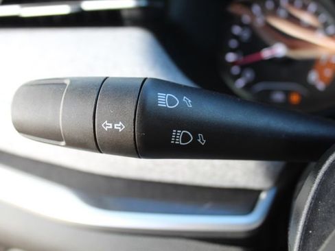 Used 2024 Jeep Compass Sport image 18