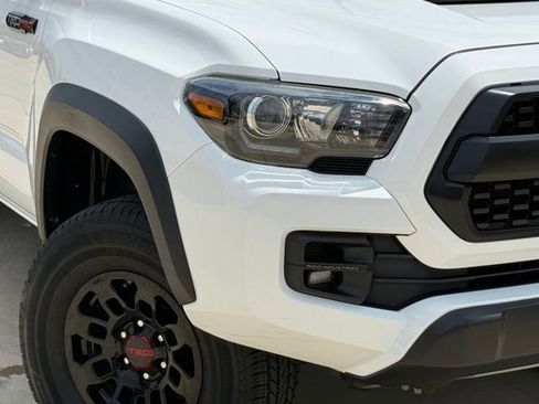 Used 2019 Toyota Tacoma TRD Pro AWD/4WD image 3