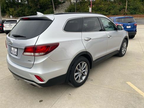 Used 2018 Hyundai Santa Fe SE w/ SE Premium Package 02 AWD/4WD image 6